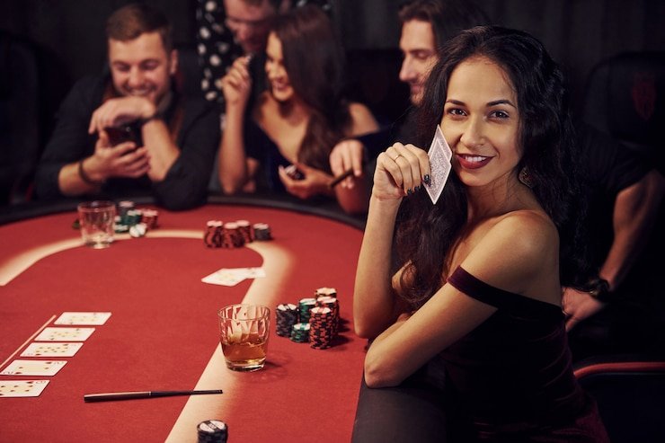 Platform radja spin menampilkan dealer langsung, pasar olahraga, dan permainan slot dalam satu aplikasi terintegrasi